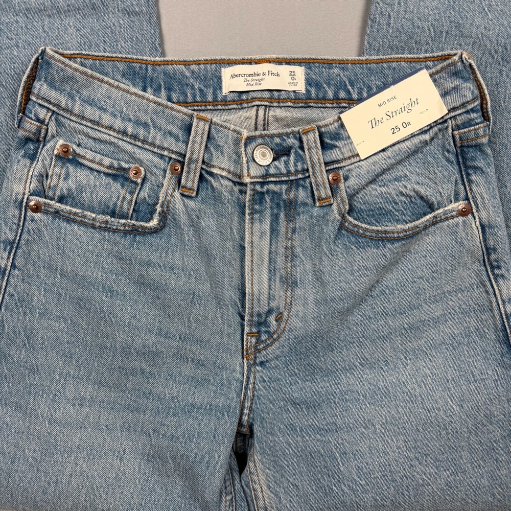 Abercrombie The Straight Mid Rise Jeans Size 25 NWT - Picture 3 of 5